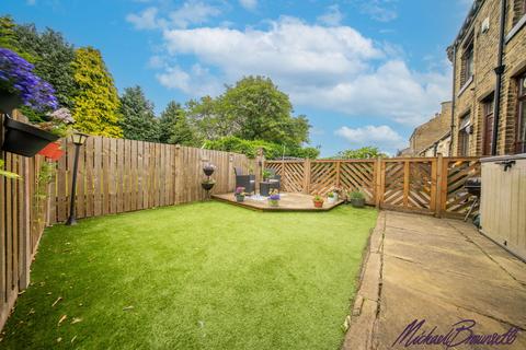 2 bedroom terraced house for sale, Reevy Road, Bradford BD6