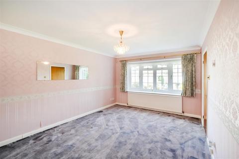 3 bedroom end of terrace house for sale, Parkside, Buckhurst Hill