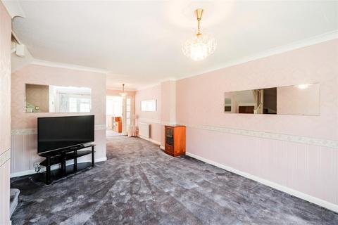 7 Parkside, Buckhurst Hill, IG9 5TB