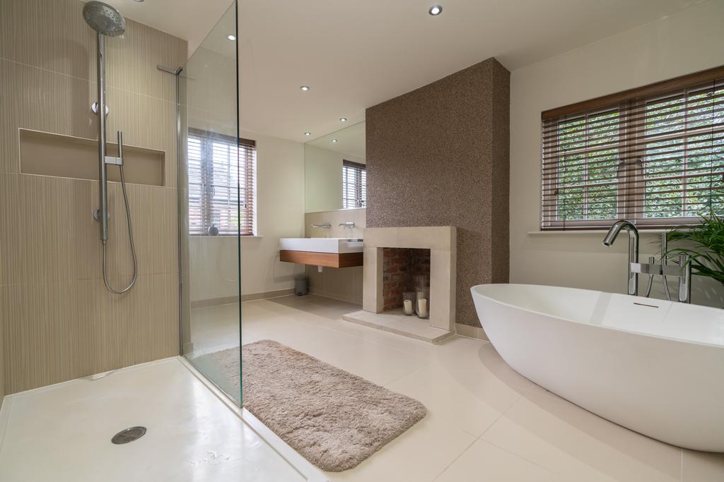 En-suite (2)