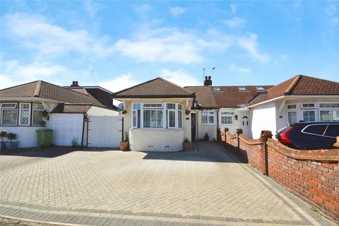 18 Villiers Avenue, Twickenham, TW2 6BL