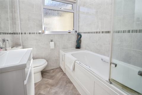 18 Villiers Avenue, Twickenham, TW2 6BL