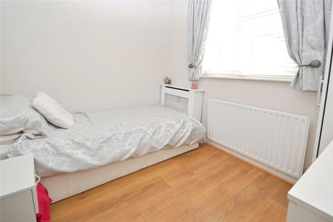 18 Villiers Avenue, Twickenham, TW2 6BL