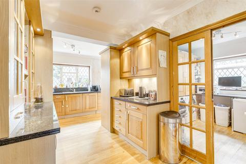 4 bedroom semi-detached house for sale, Glebeside Avenue, Worthing, West Sussex, BN14