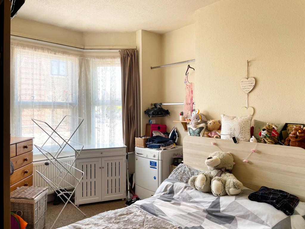 69 High Street bedroom 1