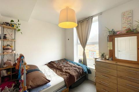 2 bedroom apartment for sale, High Street, Southend On Sea SS1