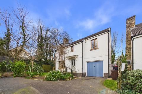 4 bedroom detached house for sale, Truro