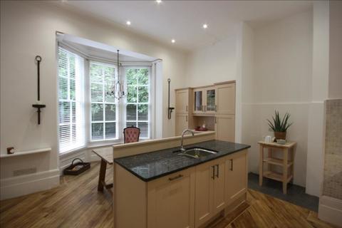 undefined, Rayleigh Road, Brentwood CM13