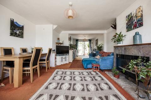 3 bedroom semi-detached house for sale, Beagles Wood Road, Pembury