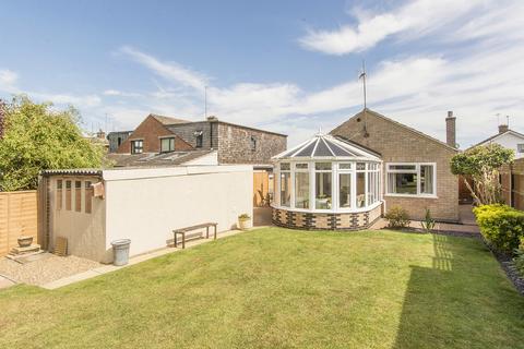 2 bedroom detached bungalow for sale, Horsefair Close, Market Harborough