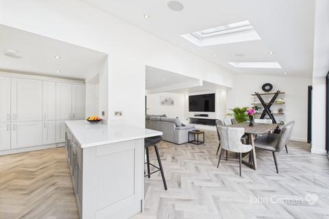 17 Crawley Lane, Kings Bromley, Burton-on-trent, DE13 7JF
