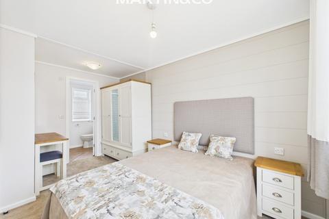 undefined, Thames Retreat, Staines TW18
