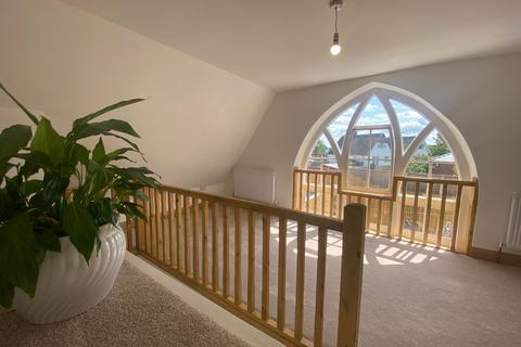 4 bedroom cottage for sale, Main Road, Shavington, Crewe