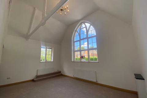 4 bedroom cottage for sale, Main Road, Shavington, Crewe
