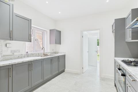 3 bedroom end of terrace house for sale, Sutton Coldfield B72