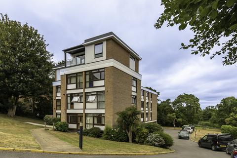 3 bedroom apartment for sale, Beechcroft Manor, Weybridge