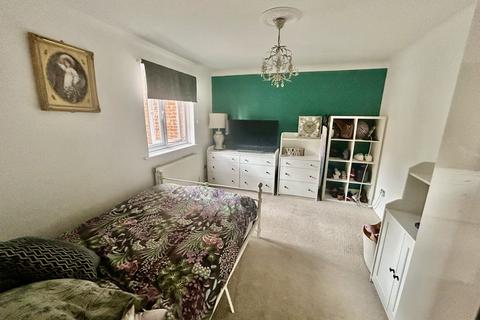 111 Howard Close, Waltham Abbey, EN9 1XB