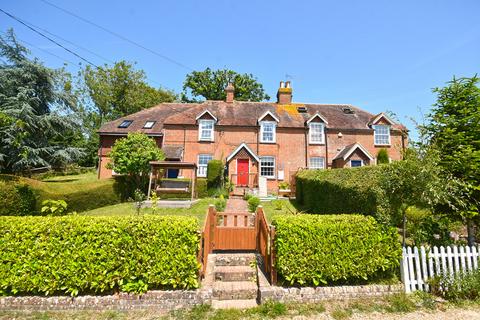 3 bedroom cottage to rent, Newenden, Kent TN18