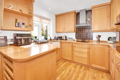3 bedroom cottage to rent, Newenden, Kent TN18