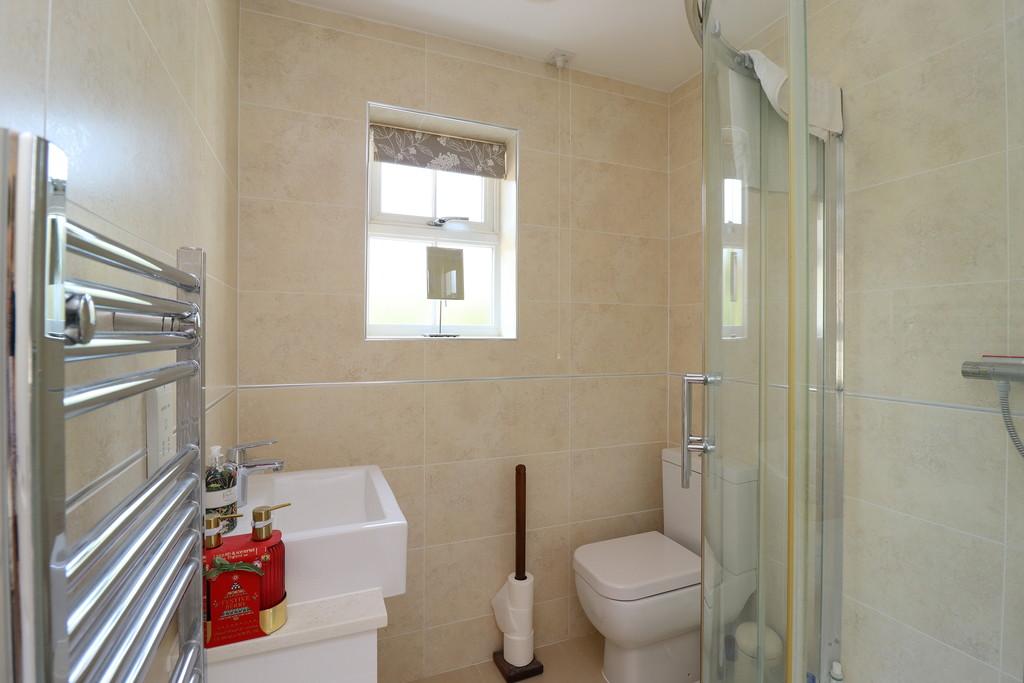 Bedroom One En-Suite 18-07-2024 12-58-56