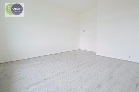52 Limetree Crescent, Rawmarsh, Rotherham, S62 5LB
