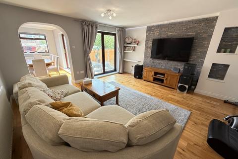 undefined, Houghton Regis, Bedfordshire LU5