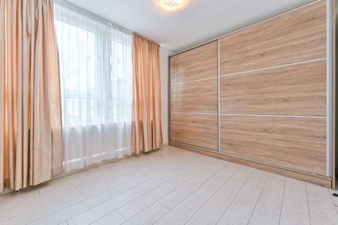 3 bedroom flat for sale, Kiln Place, Gospel Oak, London, NW5