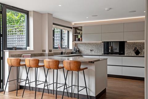 undefined, The Causeway, Potters Bar, EN6