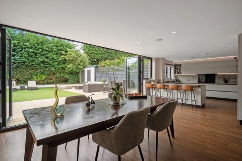 undefined, The Causeway, Potters Bar, EN6