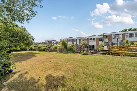 Overbury Avenue, Beckenham, BR3