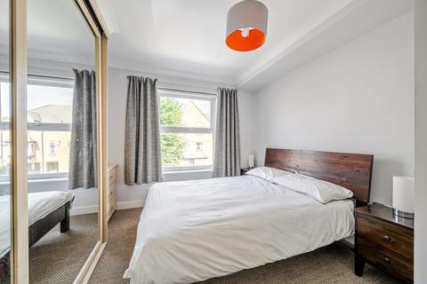 Flat 4, Falconet Court, 247 Ravenscroft Road, Beckenham, BR3 4TE