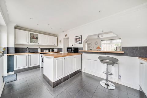 3 bedroom terraced house for sale, Broadway, Gillingham ME8