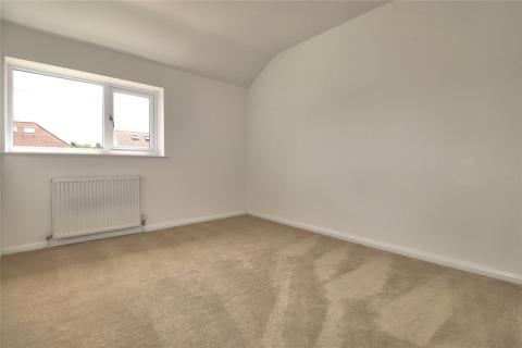 undefined, Bentham Avenue, Surrey GU21
