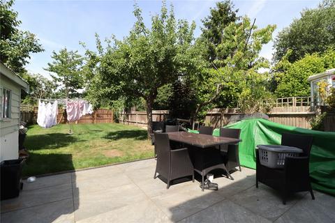 11 Coniston Road, Woking, GU22 9HU