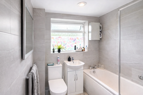 21 Aylesham Road, Orpington, BR6 0TX