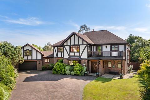 5 bedroom detached house for sale, Victoria House, Lucerne Court, Douglas