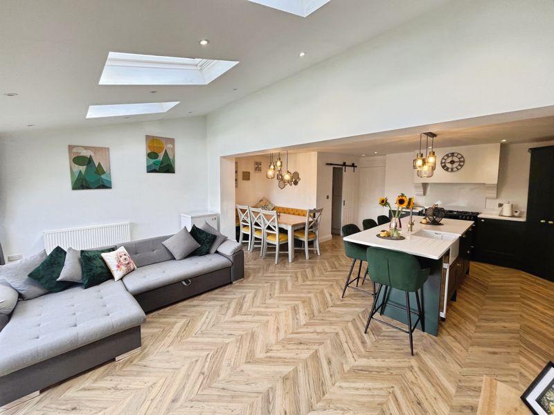 Kitchen/living area