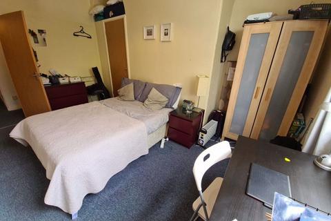 1 bedroom flat to rent, Moorland Road, Leeds LS6