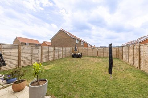 3 bedroom semi-detached house for sale, Sorrel Street, Hailsham