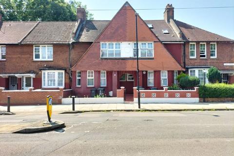 Risley Avenue, Tottenham, N17
