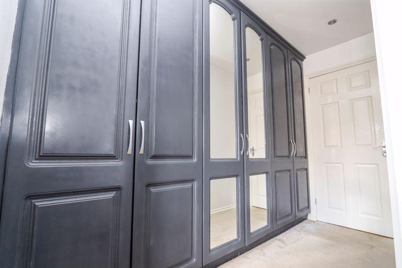 Built in Wardrobes