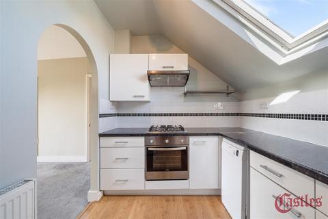 134d Stapleton Hall Road, London, N4 4QB