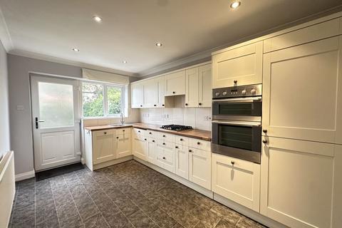 2 bedroom detached bungalow for sale, The Paddock, Burton Salmon LS25