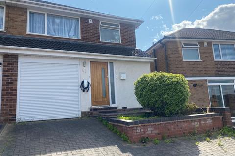 3 bedroom semi-detached house to rent - Wideacre Drive, Birmingham B44