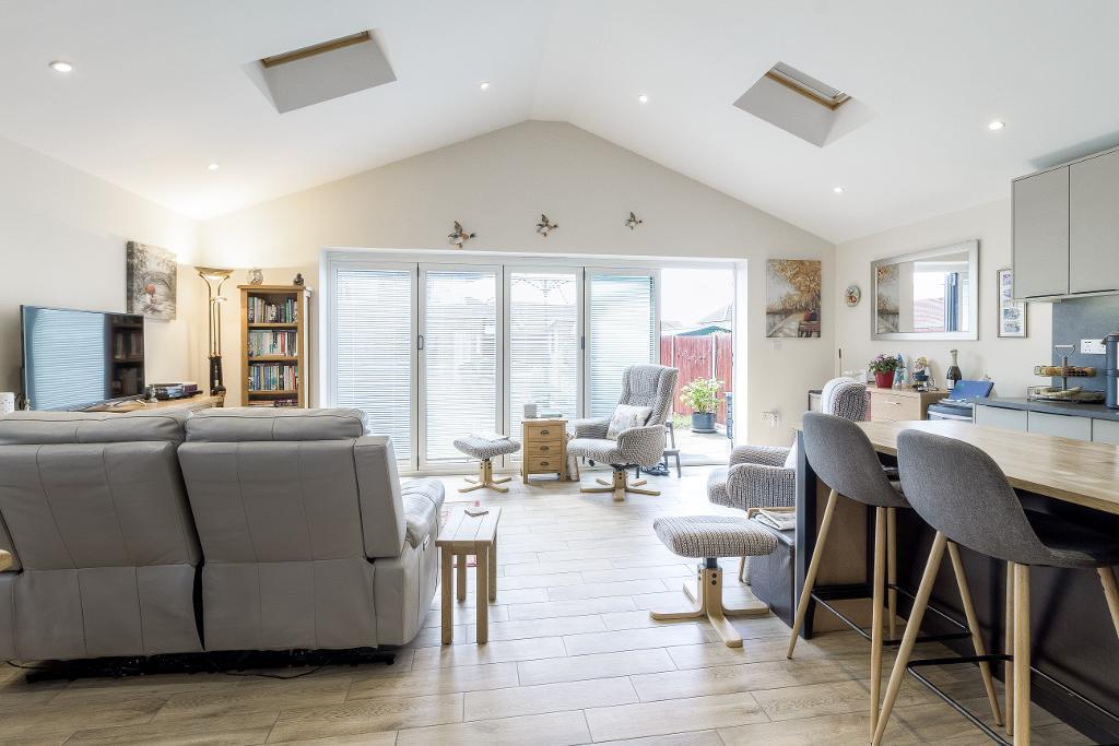 Open plan Lounge/Dining Room/Kitchen