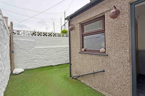 2 bedroom end of terrace house for sale, Mary Street, Caernarfon, Gwynedd, LL55