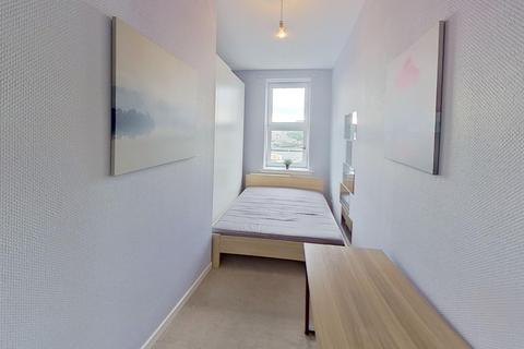 2 bedroom flat to rent, Harbour Court, Musselburgh, EH21
