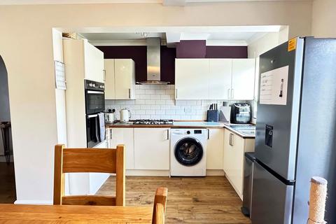 17 Rayford Close, Dartford, DA1 3AJ