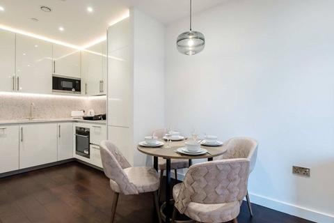 1 bedroom apartment to rent, Thornes House, 4 Charles Clowes Walk, London, SW11
