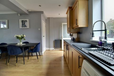 30 Bedale Road, Romford, RM3 9TX